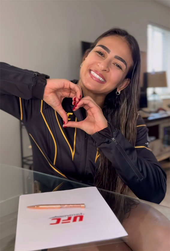 Bia Mesquita Signs with UFC Fighter management