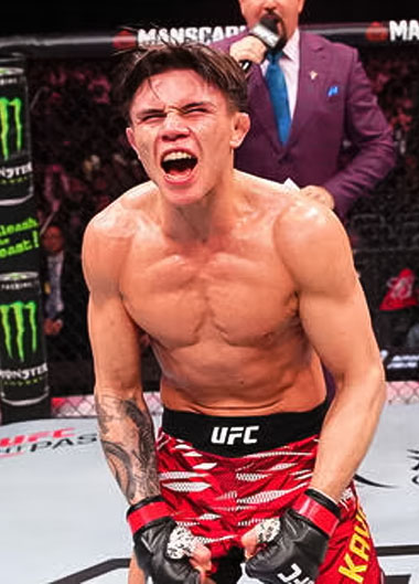 Lone'er Kavanagh UFC Flyweight management